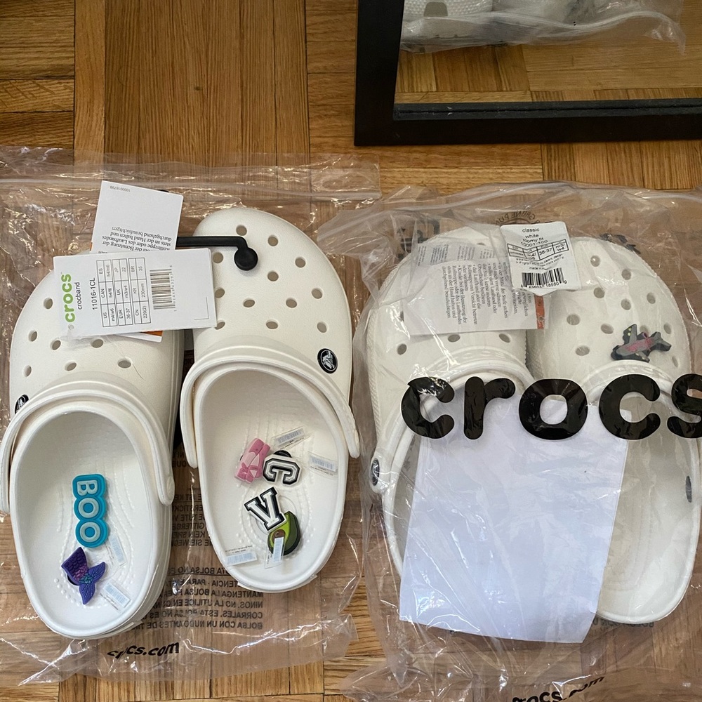 COPY - Crocs white